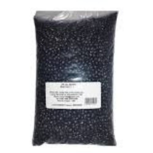 BULTO FRIJOL NEGRO - Costa Rica Food Services l Food Services Bag of dried black beans in a sealed plastic bag with a white label on the front
